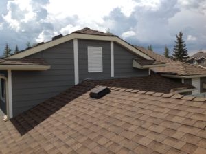 asphalt shingle sloped roof installation for homes and businesses